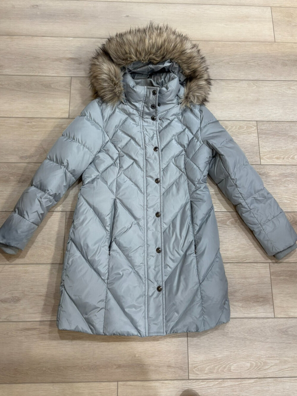 London Fog Women's Down Quilted Puffer Coat Faux Fur Hood Size PM Light Green